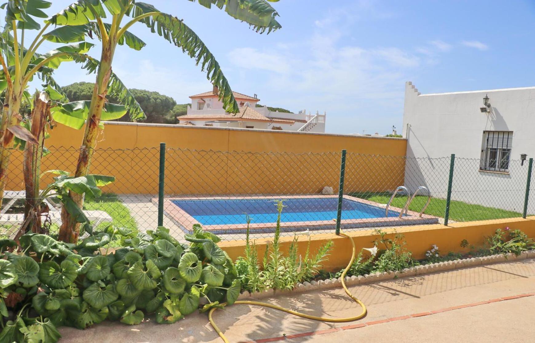 Chalet Pilahito โกนิล เด ลาฟรอนเตรา ภายนอก รูปภาพ